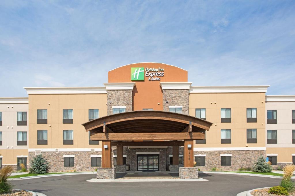 Holiday Inn Express Hotel & Suites Glendive an IHG Hotel Main image 1